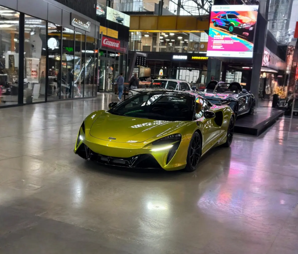 McLaren Artura Spider 2024, interior — Lisbon Luxury Car Rental, Lisbon. Top down for clear mornings on the coastal road